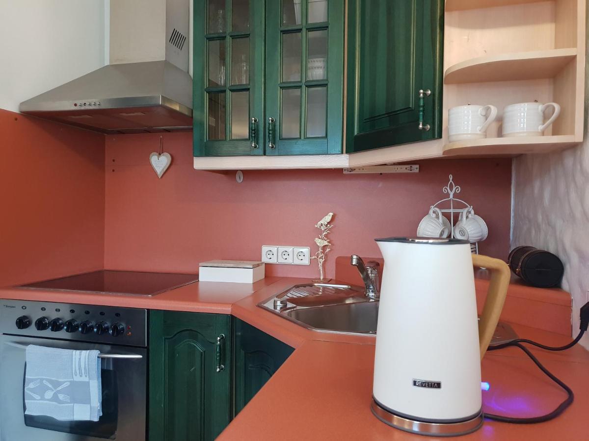 Positively Inspiring For 2 Apartman Pärnu Kültér fotó