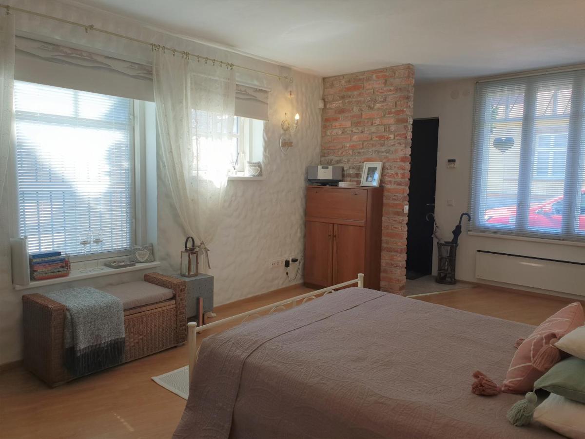 Positively Inspiring For 2 Apartman Pärnu Kültér fotó